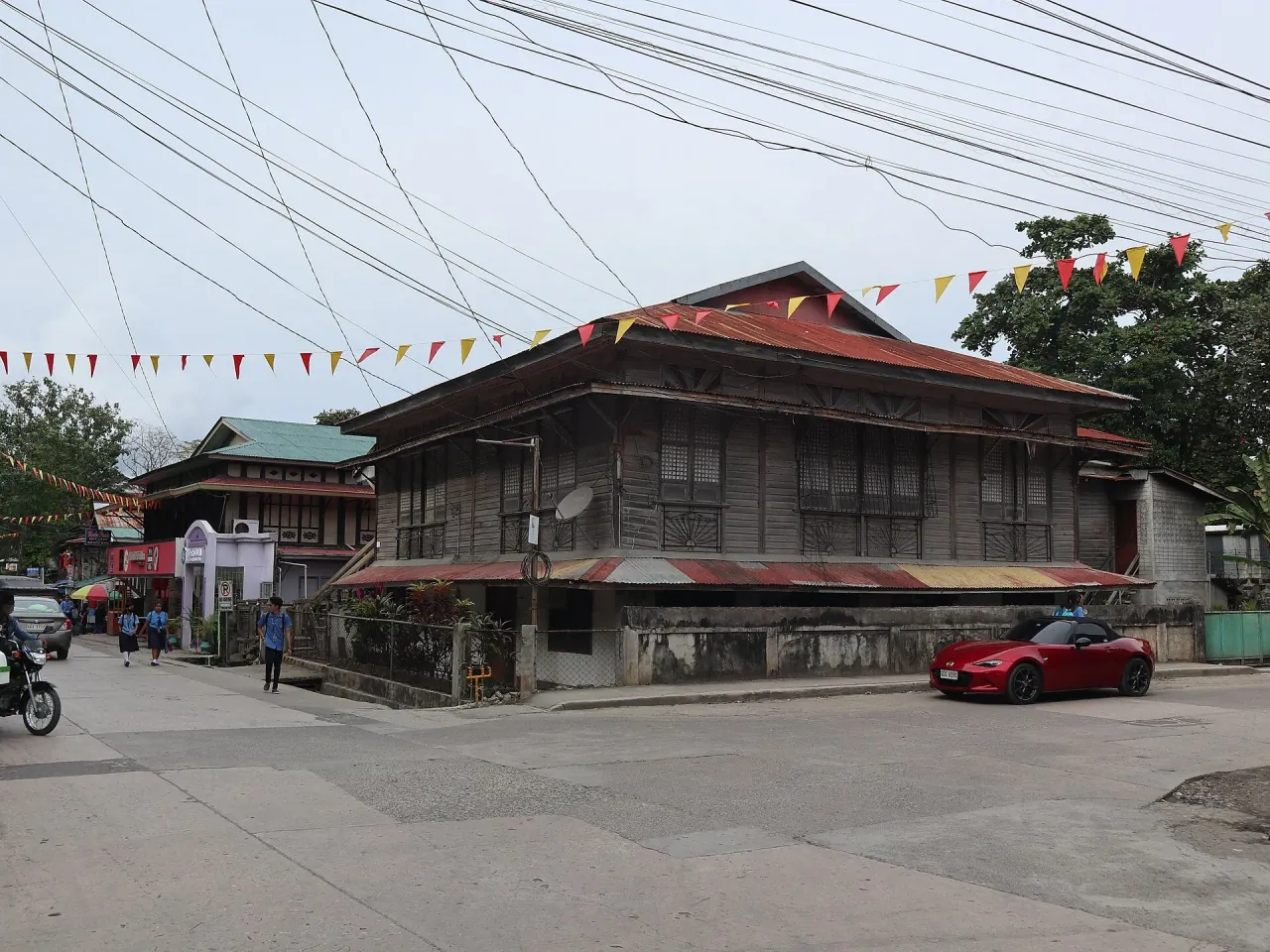 File:Bogo Heritage Square (San Vicente, Bogo, Cebu; 01-17-2023).jpg